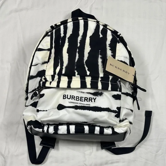 [BAG] BURBERRY Watercolour Econyl Backpack | Black White Tie-Dye Designer Luxury - Picture 4 of 12